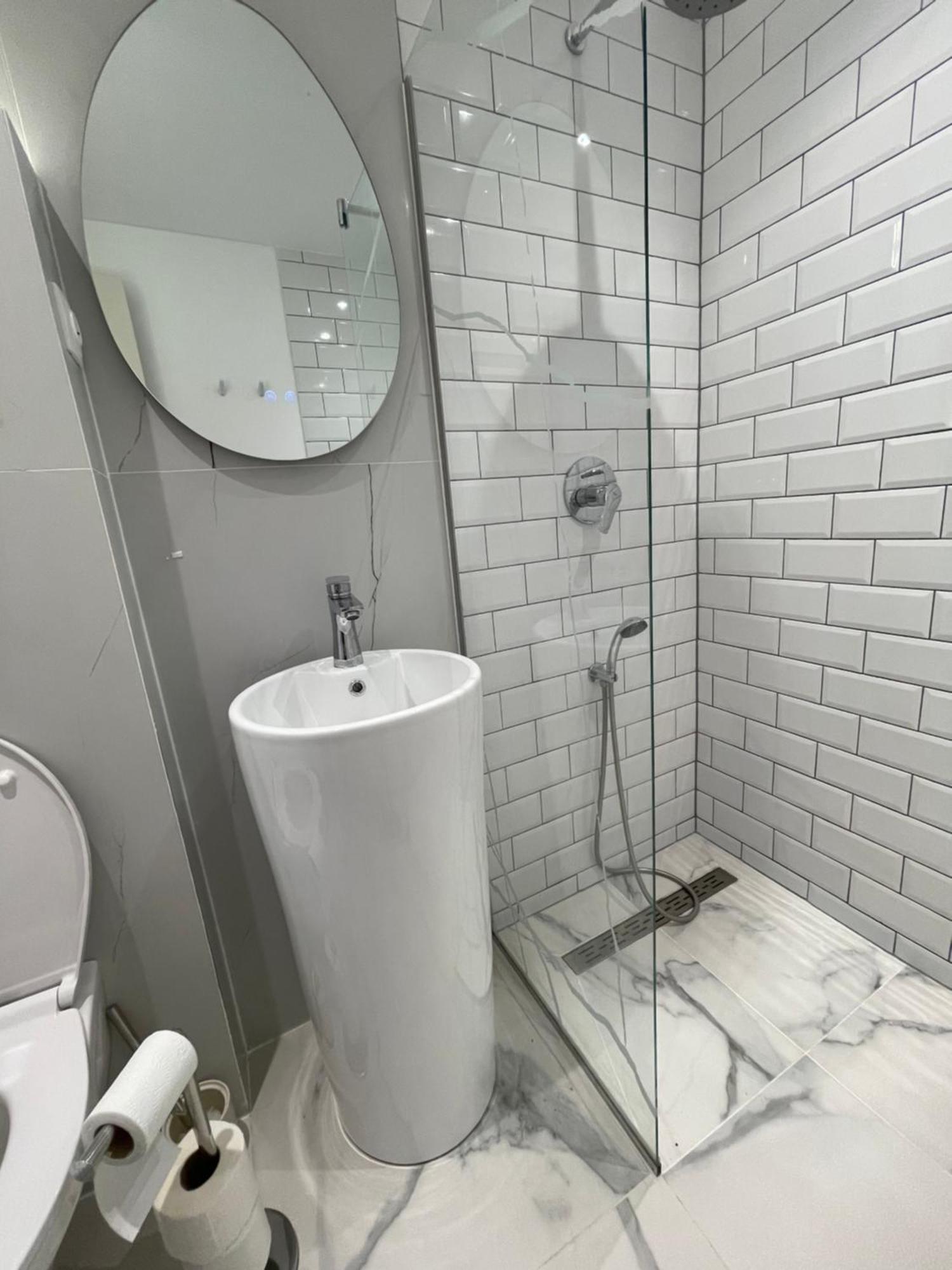 Escape Residence Vişeu de Sus Esterno foto