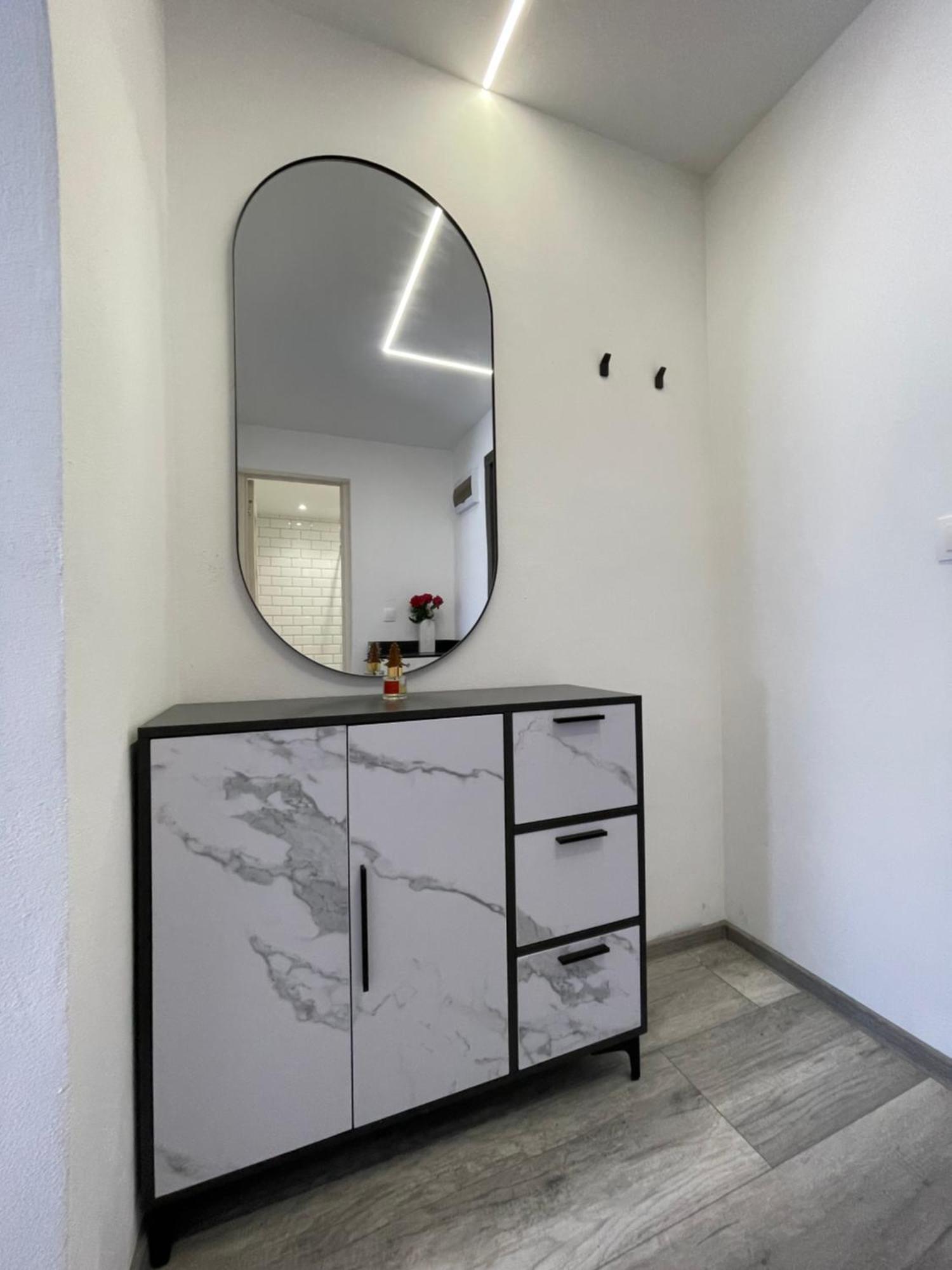 Escape Residence Vişeu de Sus Esterno foto
